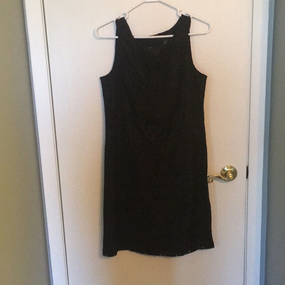 Lace Sleeveless Dress